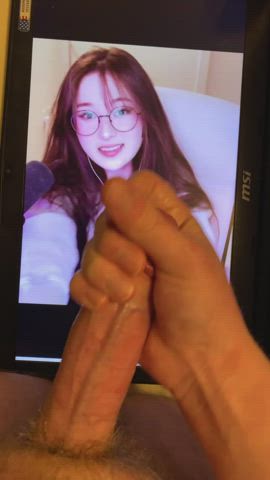 Cumming on Tina and her glasses