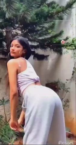 big ass desi grinding hindi indian shaking teen twerking gif