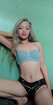 Would you want me (19F) to share more?