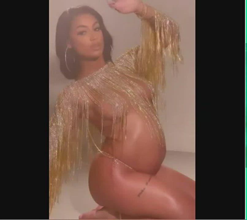 Babe Brunette Dominican Ebony Glamour Pregnant Small Tits Tattoo Tribute gif