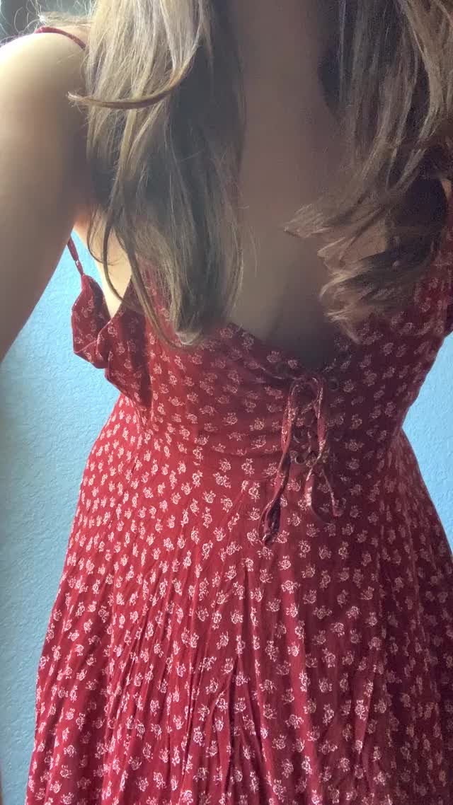 is this the right way to take off a sundress? ?