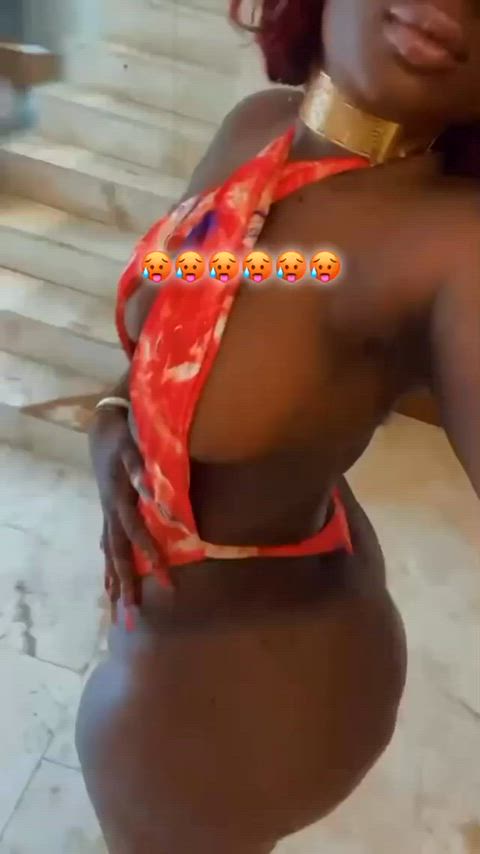 ass big ass booty ebony jiggling swimsuit gif