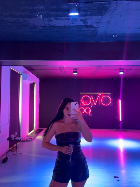 boobs brunette dance dancer love mini diva nsfw pov pole dance dancing legal-teens