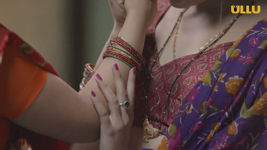 Desi Indian Kissing Lesbian Wife gif