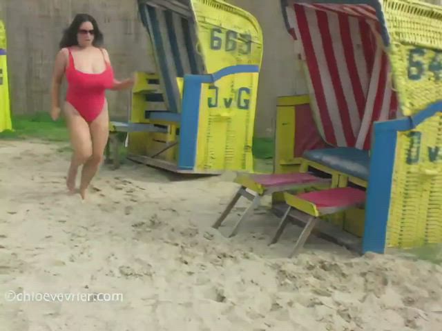 Big Tits Bikini Boobs Busty Huge Tits Swimsuit Tits gif