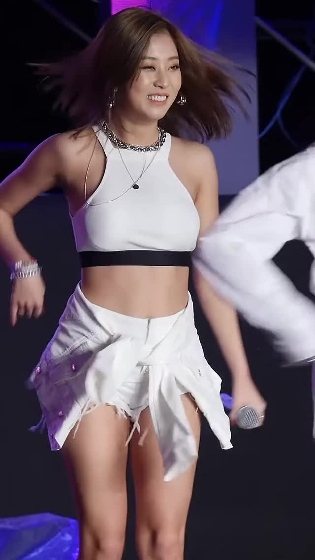 CLC - Seungyeon 190922 5