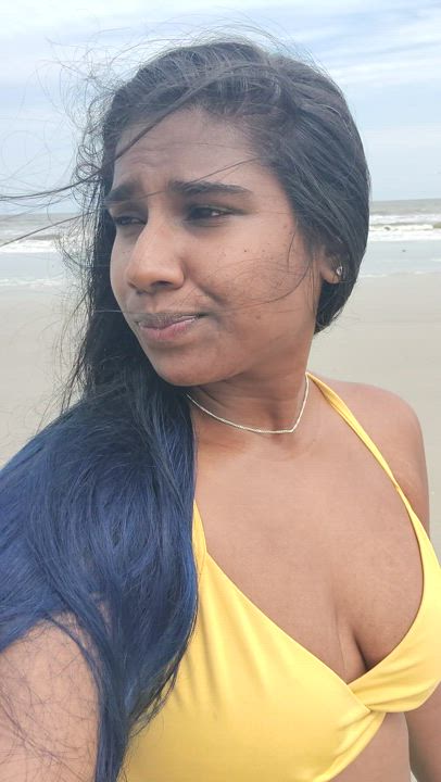 Beach Bikini Bouncing Tits Exhibitionism Exhibitionist Flashing Indian Natural Tits