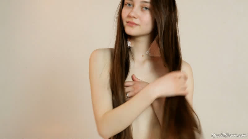 braless model nude teen gif