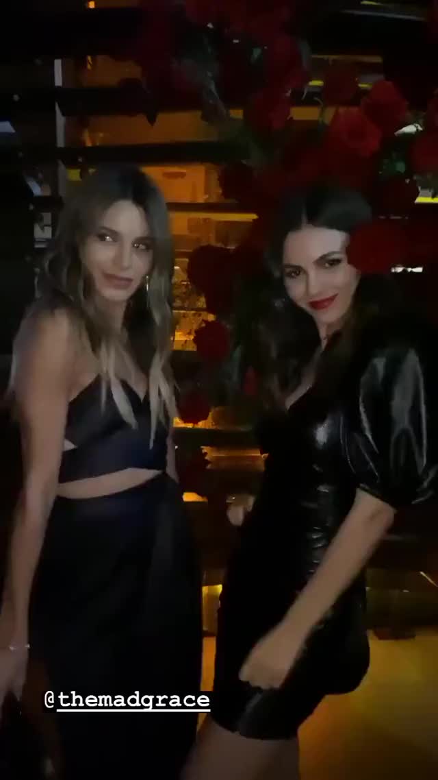 victoriajustice story 2230420451