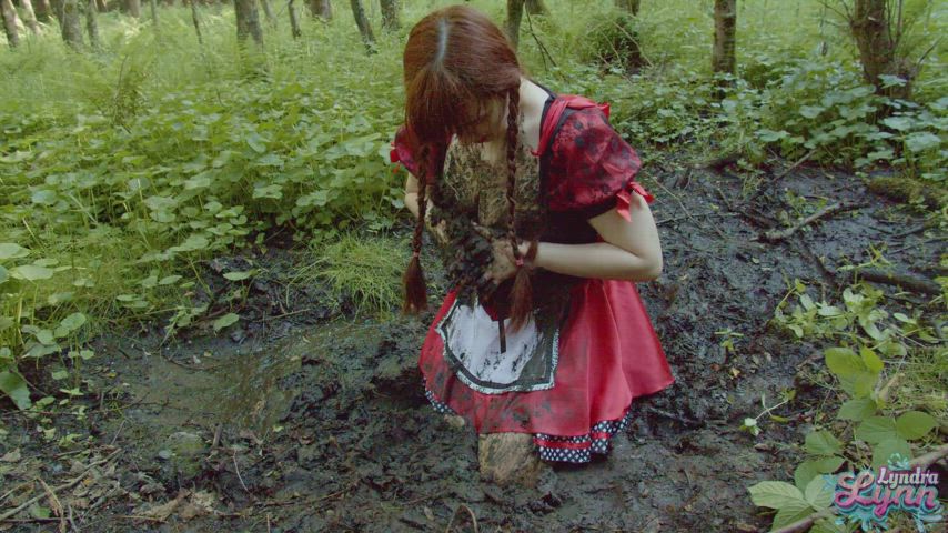 Amateur Cosplay Female German Messy Outdoor gif