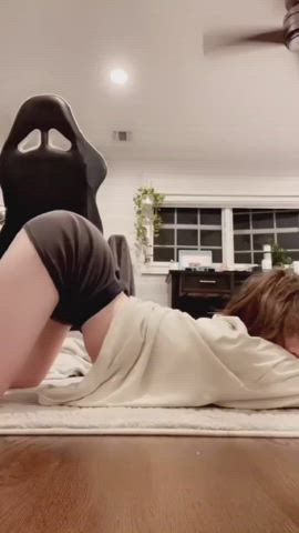 ass femboy jiggling gif