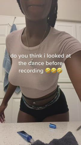 Braless Dancing Ebony Jiggling Pokies gif