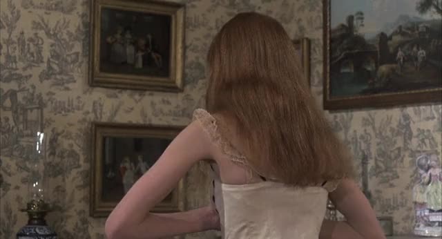 Madeline Smith and Ingrid Pitt - The Vampire Lovers (1970)