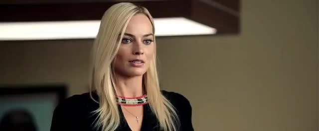 bombshell margot robbie dress scene