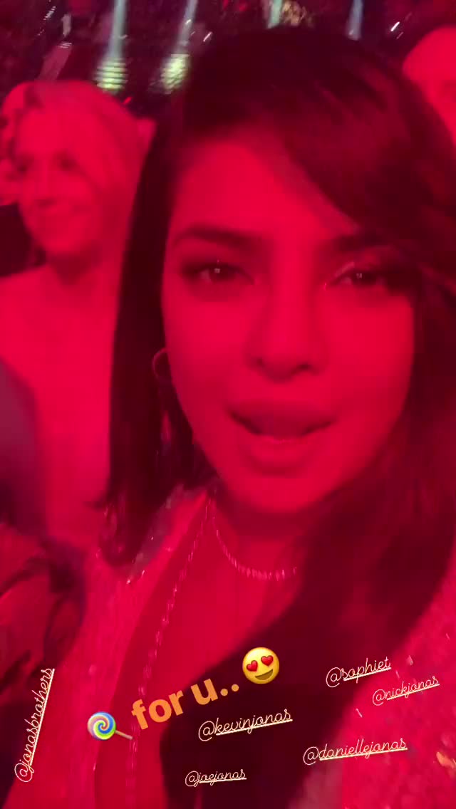 Priyanka Chopra gif