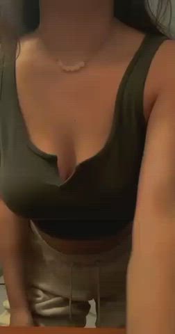 Christina Titty Drop