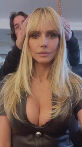 big tits blonde celebrity cleavage heidi klum model gif