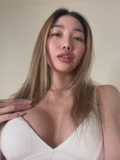 asian boobs onlyfans gif