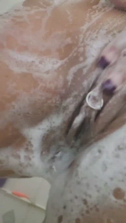 Fingering Pussy Shower gif