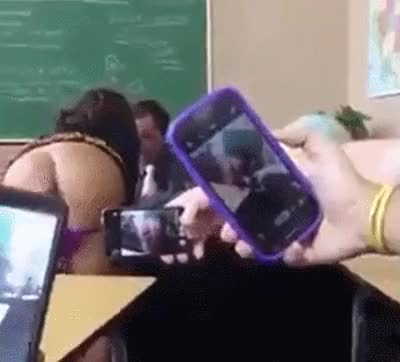 Ass-flashing the class