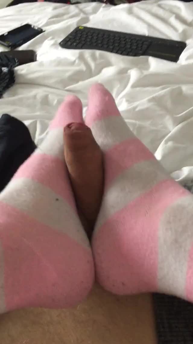 Striped Kneesocks Footjob POV