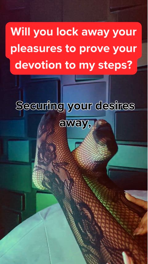 caption feet feet fetish master/slave slave foot-queen footslave-captions gif