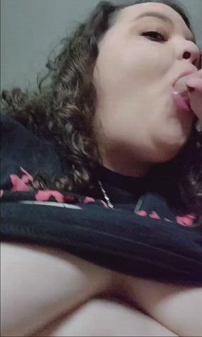 BBW Selfie Sucking