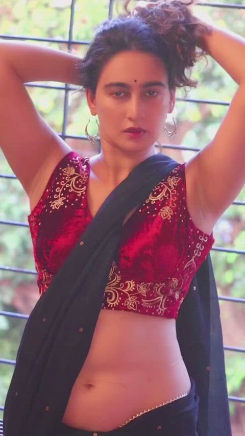 asian bollywood celebrity desi indian saree sexy gif