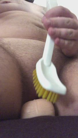 Scrubbing the head of my big clit raw! I can still feel it 24 hours later 😖