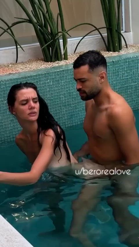 amateur kissing onlyfans pool real couple romantic real-couples gif