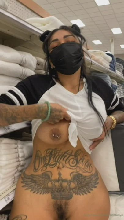 NEW CONTENT OF TATTOOED GIRL FUCKING ? LINK IN COMMENT