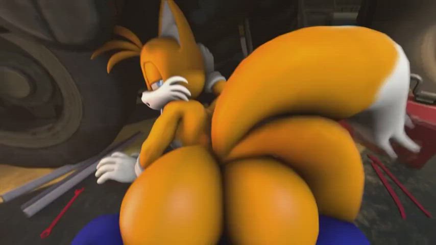 Tails Big fat ass💛💙