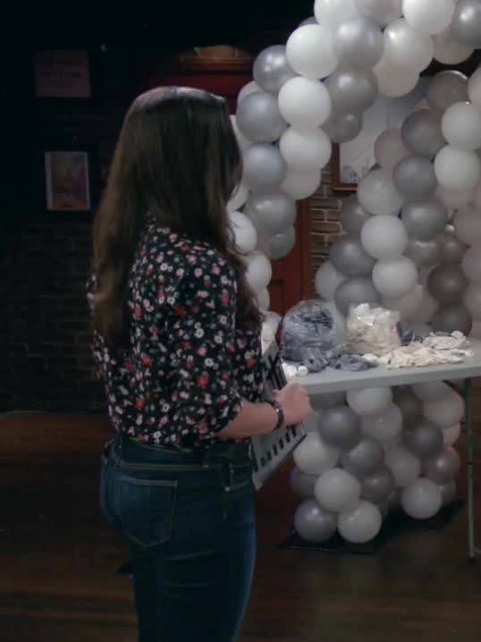 Melissa Fumero Ass B99 S04E06