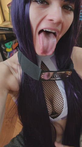I'm going to be live in a Hinata Cosplay tomorrow(*Friday!) on Stripchat!! Come drop