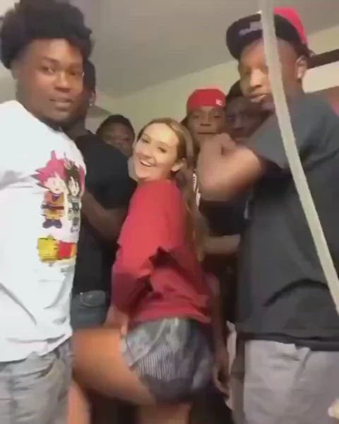 ass gang twerking white girl gif