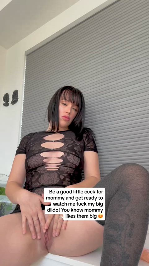 Be a good little cuck for mommy and watch me get fucked! You know mommy likes them