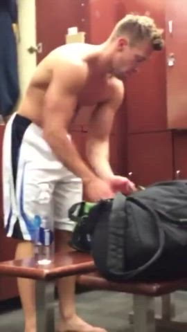 bubble butt gay gym locker room spy cam stripping towel gif