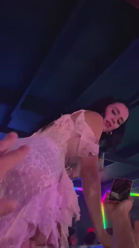 Katy perry letting fans spank her Ass