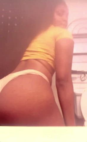 ebony teen twerking gif