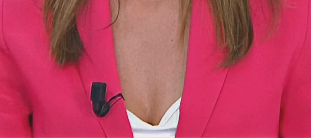 boobs busty cleavage public solo tease tits r/titsworship gif