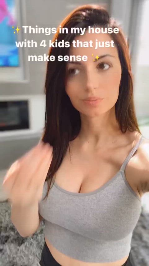 Erisas boobs 