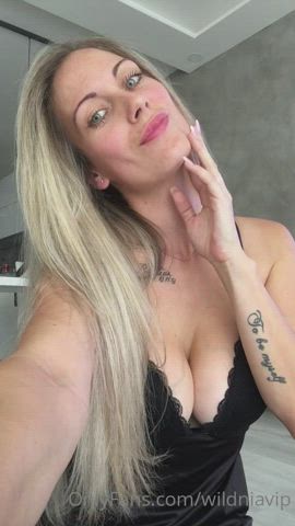 big tits blonde milf onlyfans tits gif