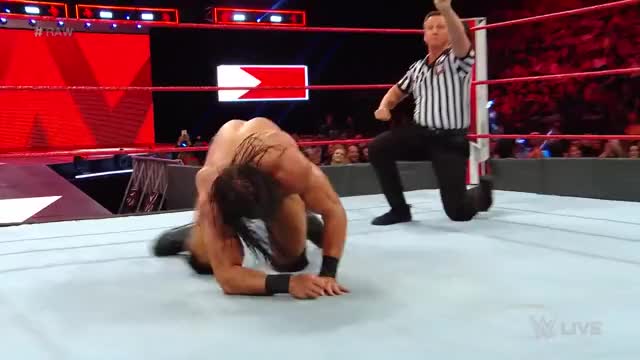 Seth Rollins vs. Drew McIntyre: Raw, July 30, 2018