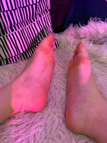 accidental cute feet feet fetish fetish foot foot fetish foot worship onlyfans toes