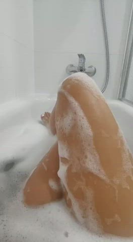 feet legs soapy gif