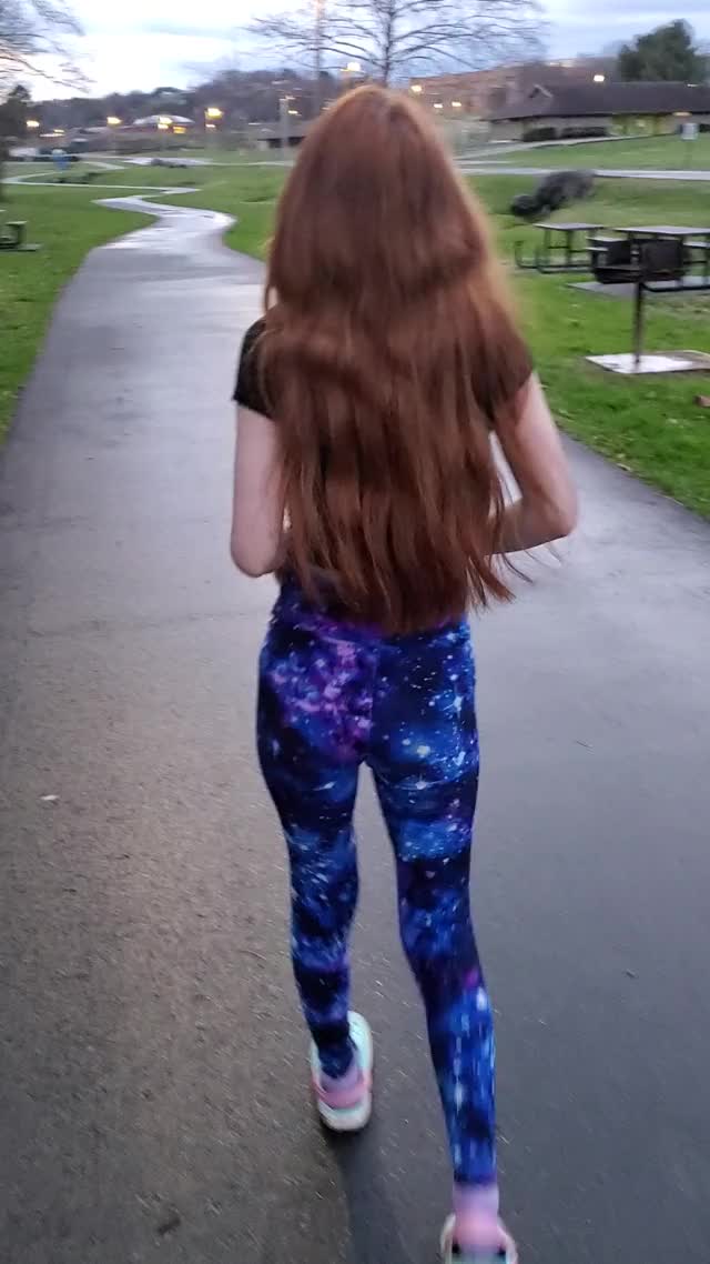 Walking and mooning [gif]