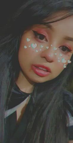 Cutie vampire here 🥵💖