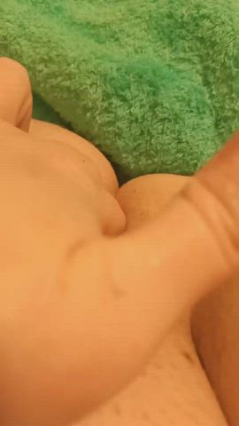 Female Object Insertion Pussy Shaved Pussy gif