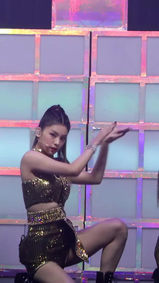 ITZY - Yeji 191130