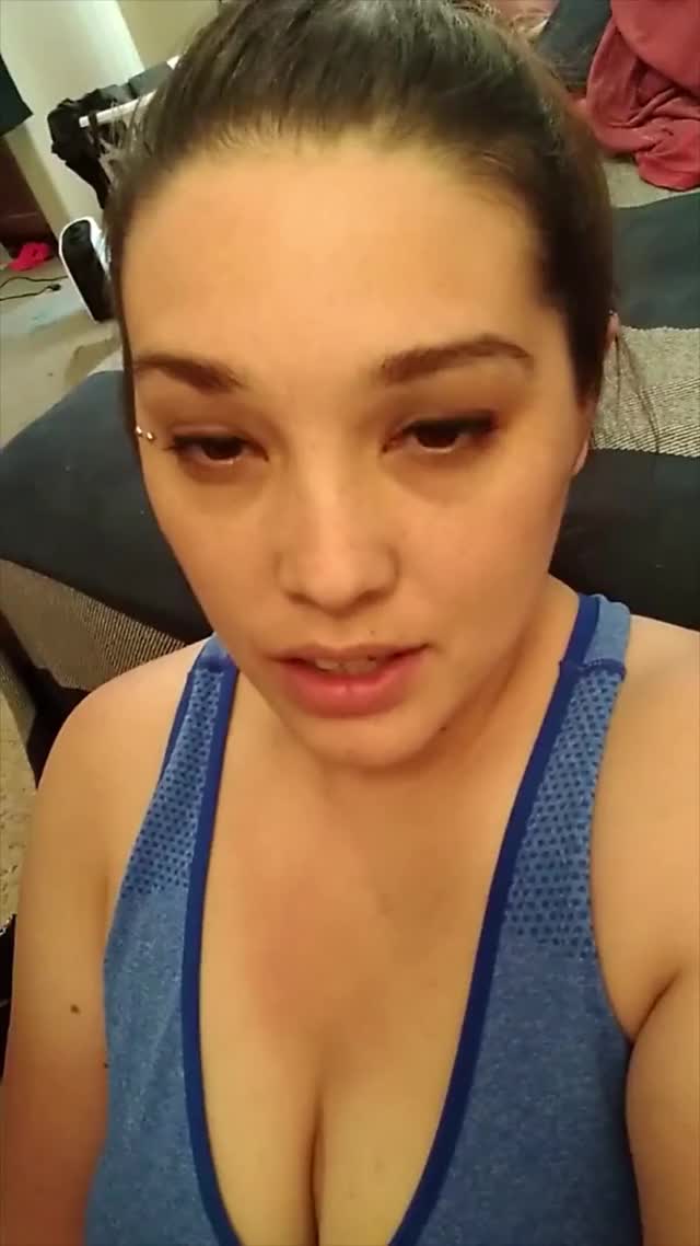 Shy Lynn selfie facial